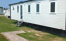 An Oasis Of Serenity In Camber Sands - Brand New 8 Berth Caravan